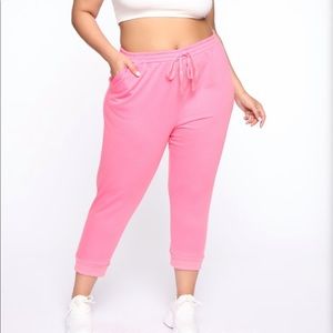 Cropped Jogger - Fashion Nova